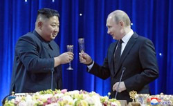 Niemcy w szoku. Koncern Daimler nie wie, skąd Kim Dzong Un ma jego limuzyny