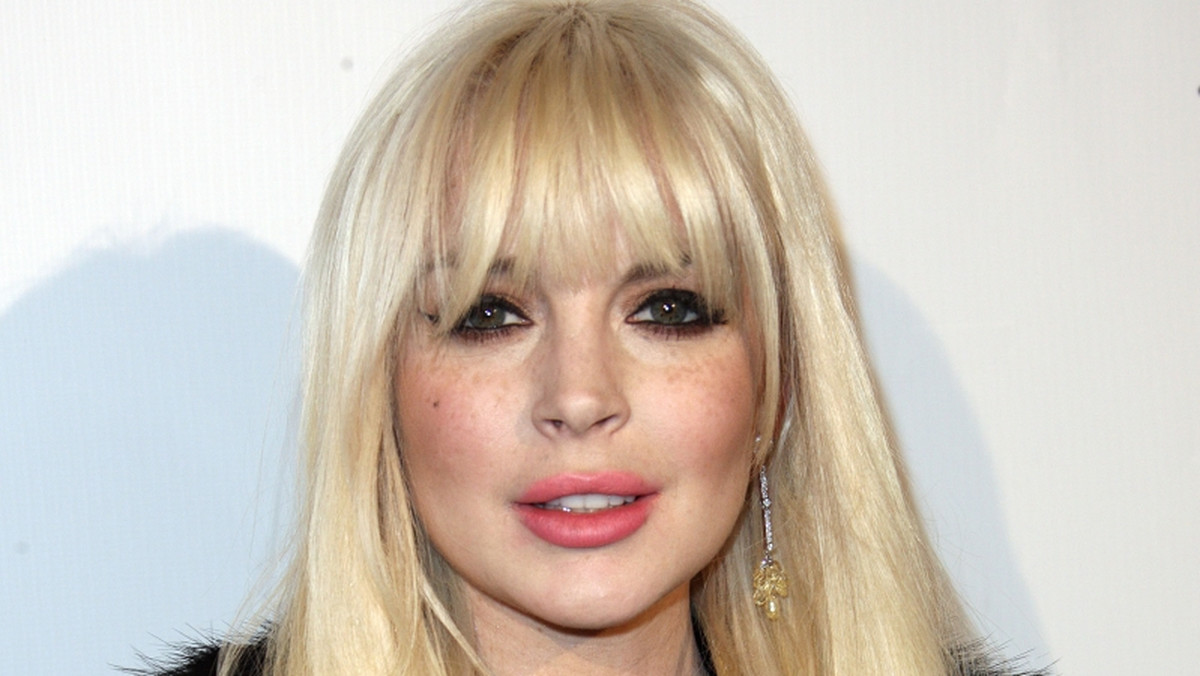 Lindsay Lohan znowu stanie przed sądem, tym razem w związku z wypadkiem samochodowym, do którego doszło w miniony piątek w okolicach Los Angeles.