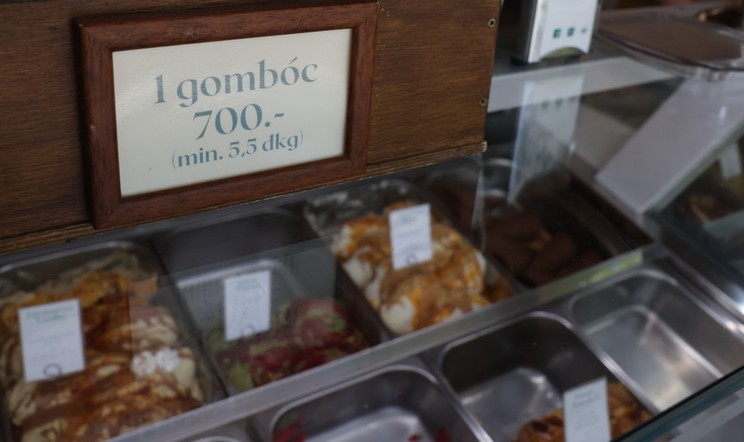 A füredi sétányon már 700 forint egy gombóc fagyi / Fotó: Pozsonyi Zita