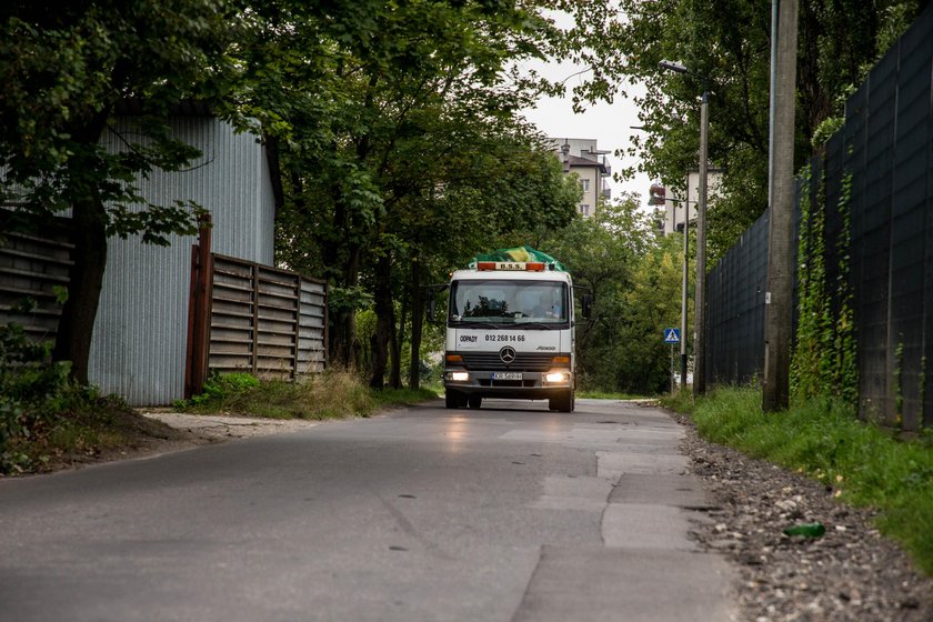 Ulica Tomickiego straszy wyglądem.