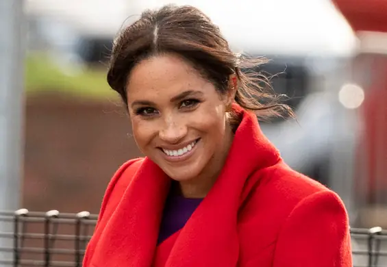 Meghan Markle idealnie łączy królewską elegancję i totalny luz. Najlepsze stylizacje 2019 roku