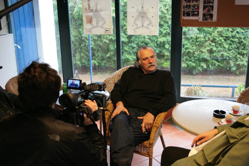 Šerbedžija je jedan od glavnih likova dokumentarca o „Plavom orkestru“