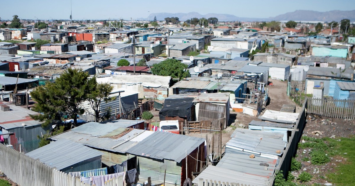 Top 10 African countries with the highest levels of extreme poverty, per world bank data