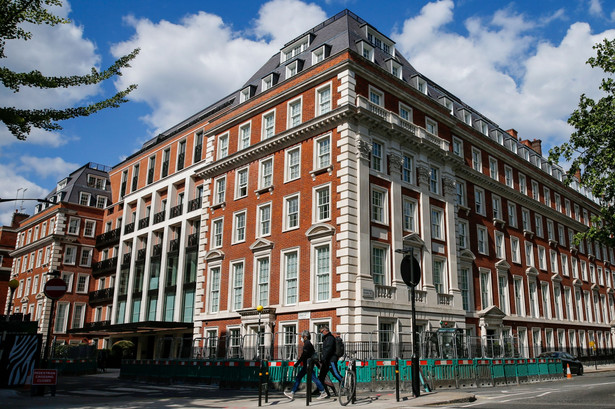 Luksusowe mieszkania w londyńskiej dzielnicy Mayfair. Fotograf: Hollie Adams/Bloomberg