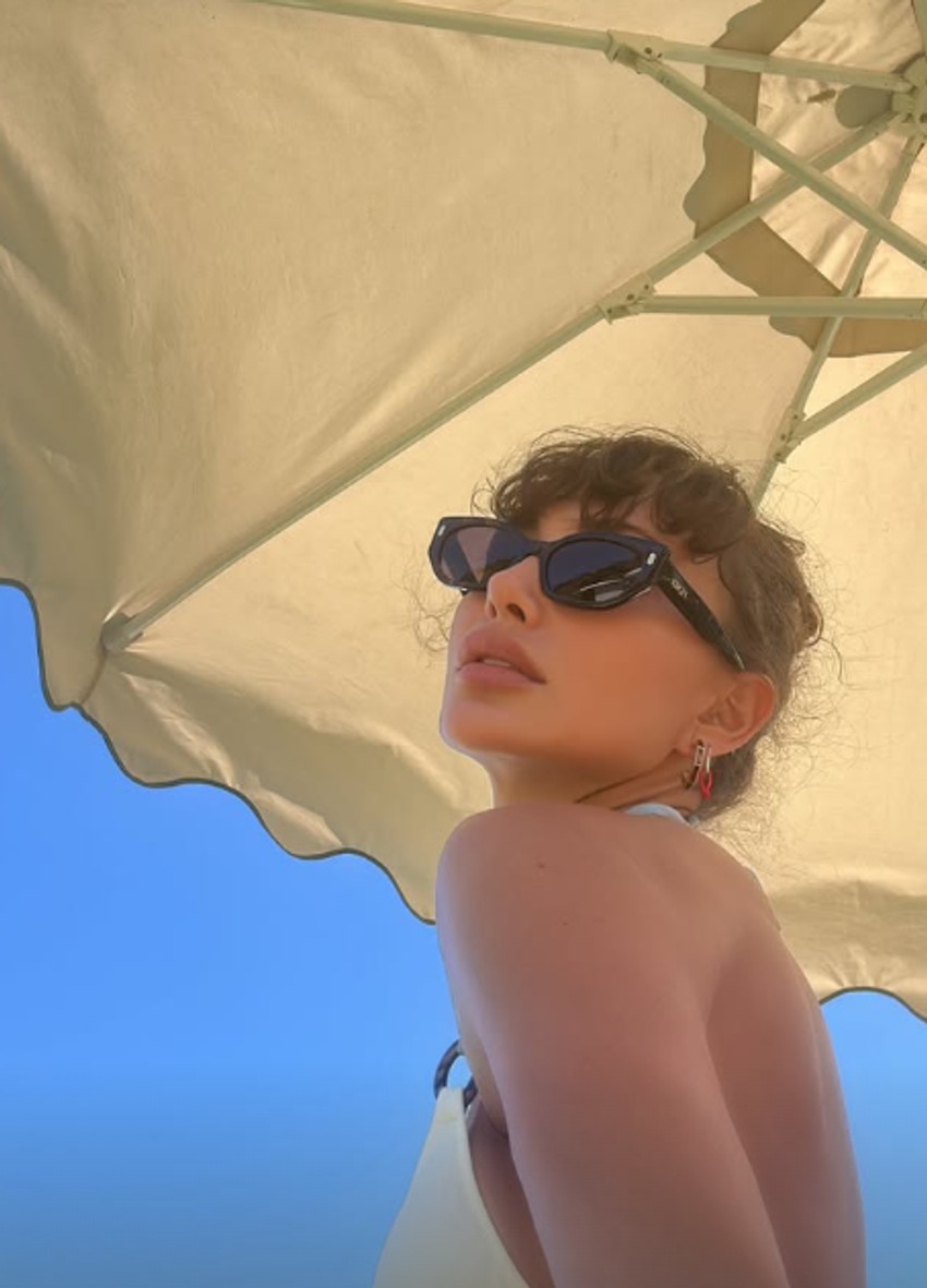 Emina Jahović na moru