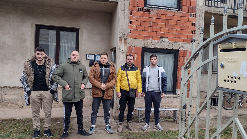 Drugovi NC se okupili se i žele da pomognu porodici u reonoviranju kuće i rešavanju dugova