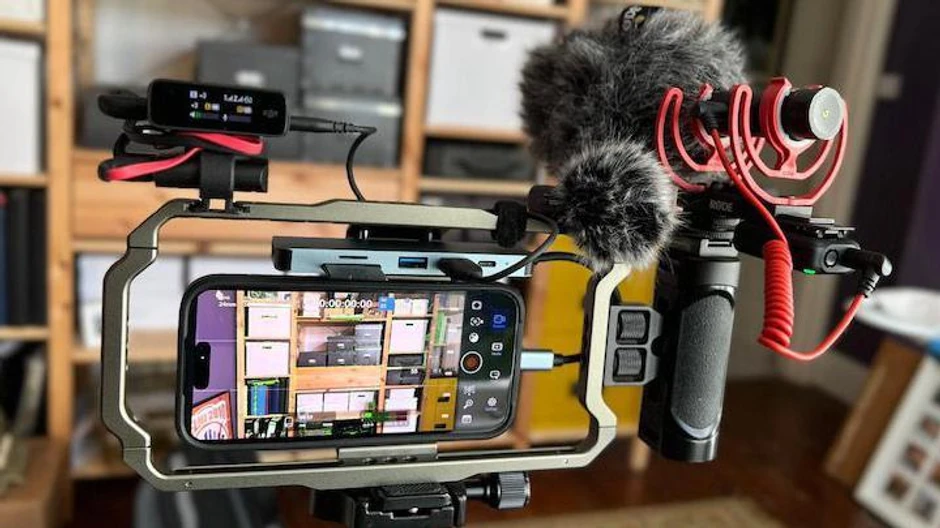 U istraživačkim medijima u BiH ugroženo je šezdesetak radnih mesta, kažu iz strukovnog udruženja Ambrela | Foto: BBC