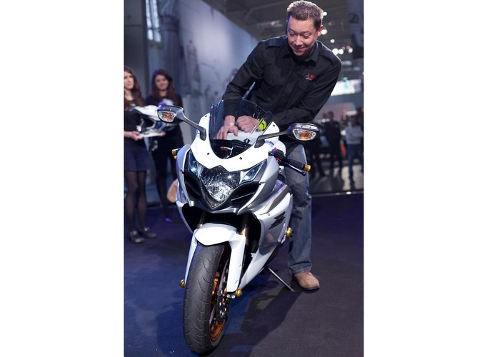 Jedna premiera światowa, czternaście premier polskich, łącznie około 800 eksponatów zaprezentowano podczas targów Motor Show, które odbyły się w Poznaniu. Targi odwiedziło rekordowe 46 tysięcy zwiedzających...