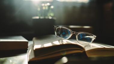 Komprymować, chełbia, omam. QUIZ z trudnych wyrazów. Każde pytanie to wyzwanie