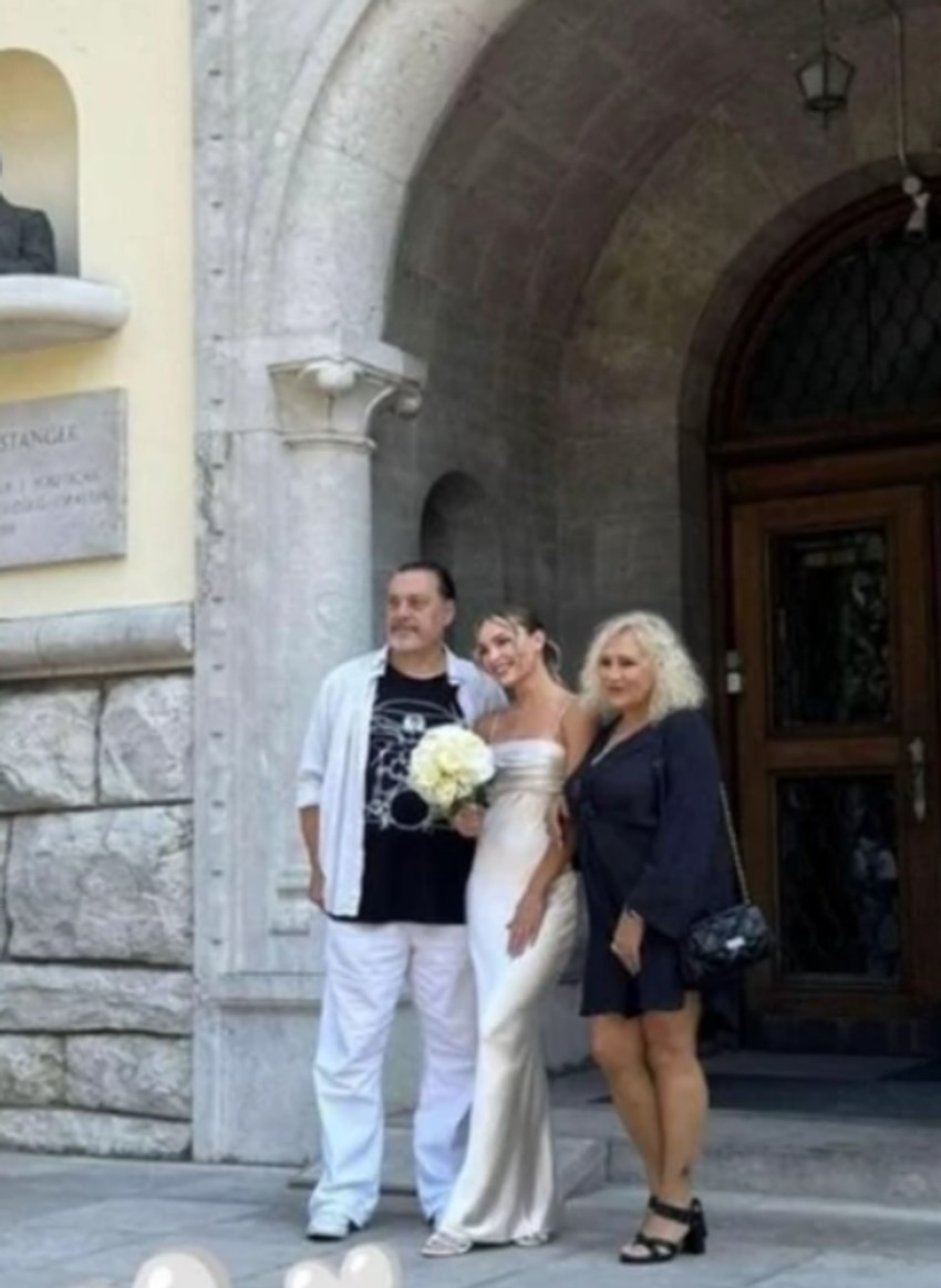 Firči i Marina sa ćerkom