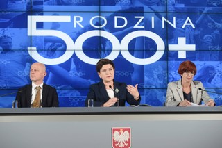 Rafalska: Nie wyobrażam sobie wycofania z finansowania 500 plus