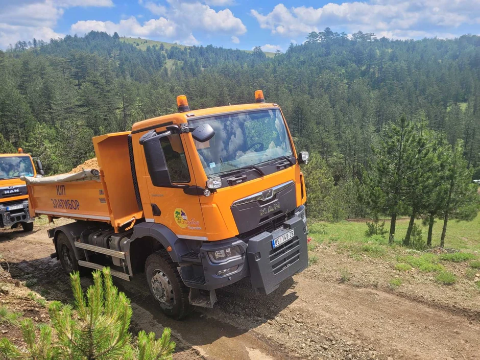 Nasipanje alternativnog puta prema Semegnjevu