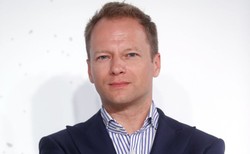 Maciej Stuhr apeluje: Proszę o niewyciąganie mnie z grobu