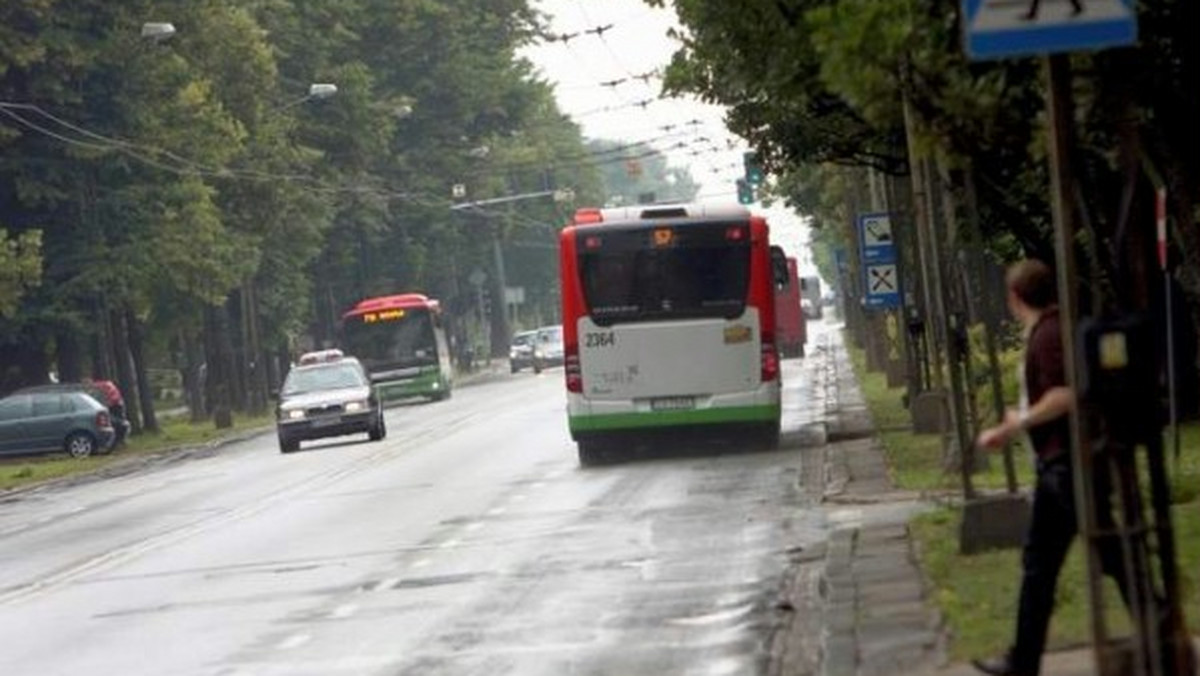 Ratusz zakończył konsultacje w sprawie buspasów w Lublinie. To już pewne, że dwa z nich pojawią się w centrum - informuje portal mmlublin.pl.