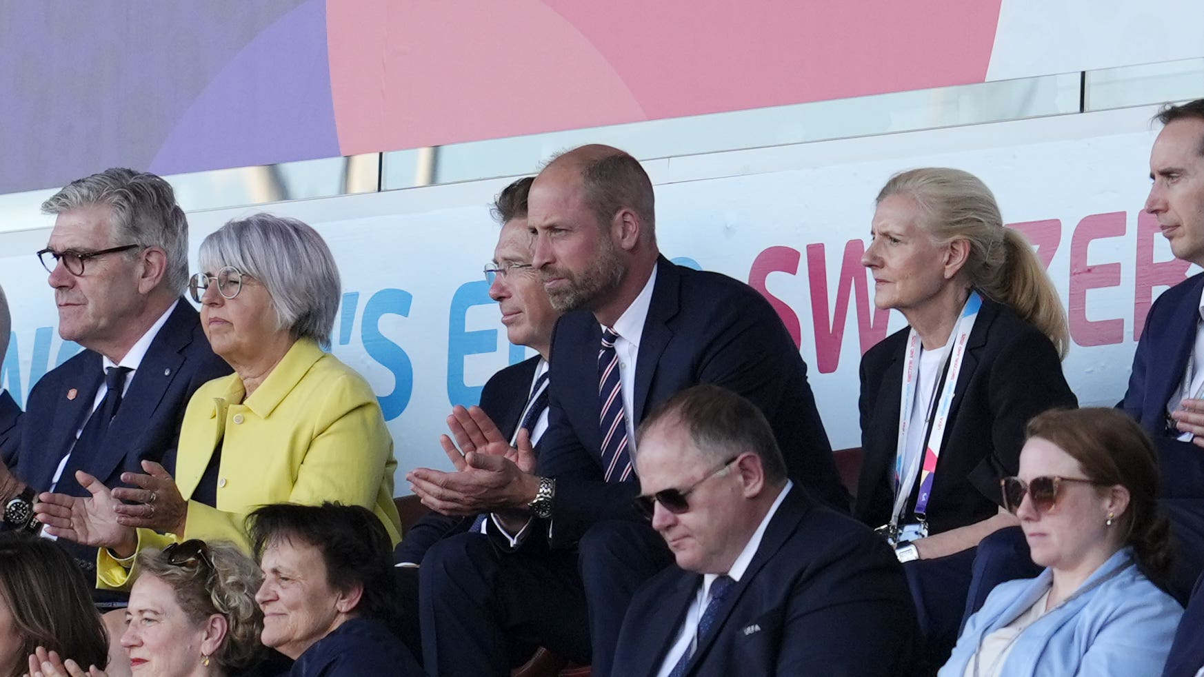 Prince William cheers Lionesses 4-0 win over Netherlands