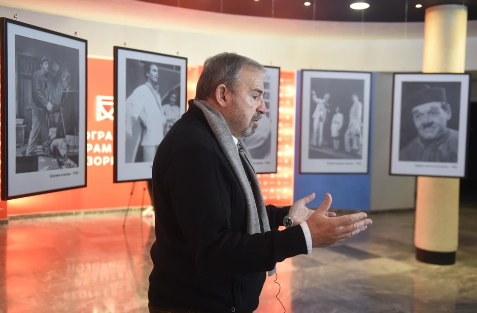 Uvek se setim svog oca kada prođem pored Crvenog krsta, jer je BDP bio čitav njegov svet. Moj otac jeste igrao i na drugim scenama u prestonici, snimao filmove i serije, ali pozorište na Krstu je bilo njegovo, kazao je Goran Marković