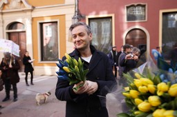 Niemiecka prasa pisze o Biedroniu: Niesie nadzieję dla Polaków