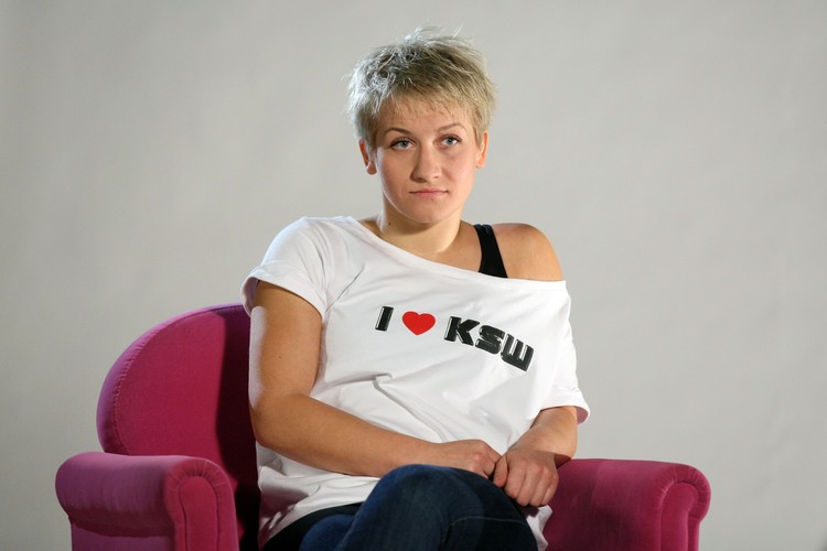 Te dziewczyny to prawdziwe maszyny do bicia