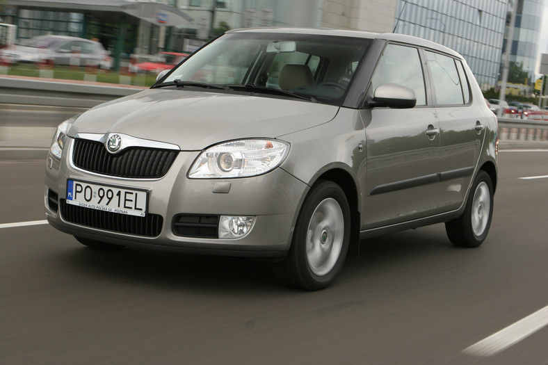 Skoda Fabia 1.4 16V z 2008 r. za 13 600 zł