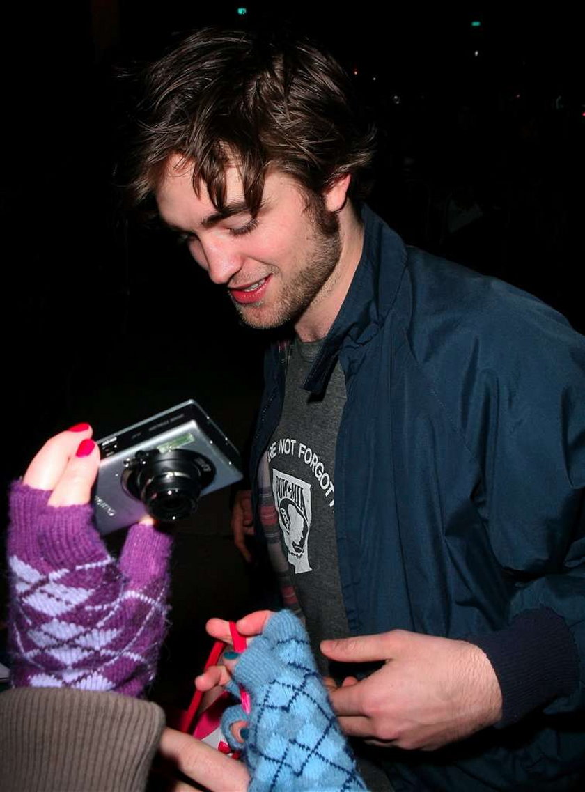 Wszyscy chcą mieć zdjęcie z Pattinsonem