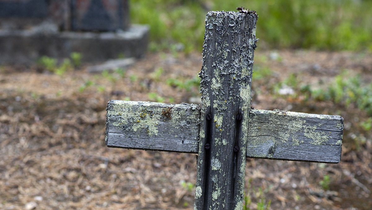 Elbląg: wspomnienie po przedwojennych cmentarzach