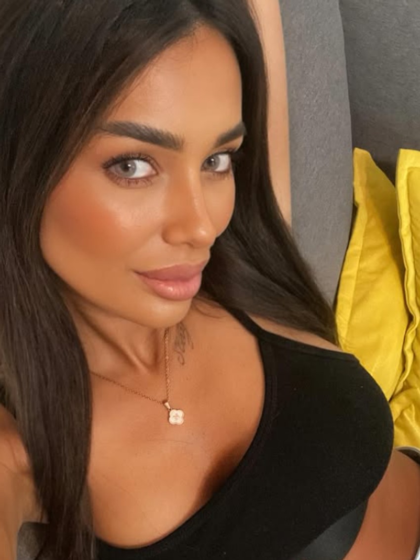 Ovako danas izgleda Nataša Radan: Šišala se na ćelavo, a sad je prava zavodnica