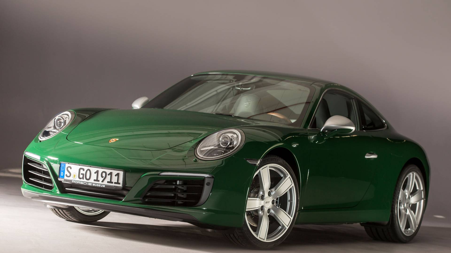 Elképesztő lépést tett a Porsche, a legújabb modelljük alig másfél millió forint!
