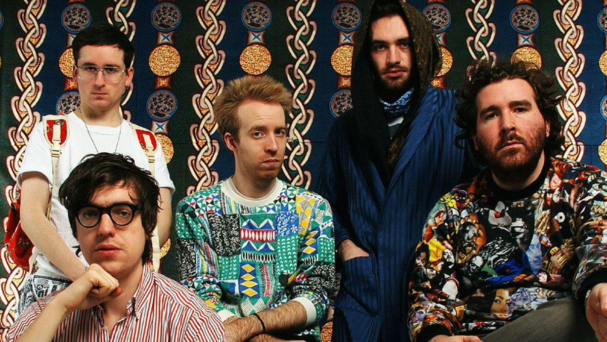 11 czerwca ukaże się nowy album zespołu Hot Chip, "In Our Heads". Muzycy formacji znaleźli jednak czas na kolejny poboczny projekt - New Build.