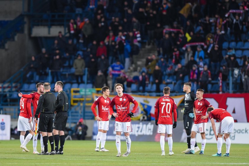 Miedz Legnica - Wisla Krakow 