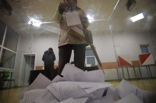 Wybory prezydenckie 2025: Jak głosowały miasta, a jak wieś? Wyniki exit poll