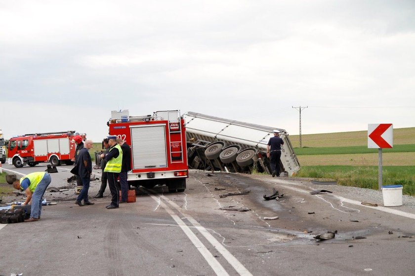 Tragiczny wypadek na drodze krajowej nr 45 w Folwarku pod Opolem