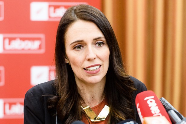 Jacinda Ardern, premier Nowej Zelandii w czasie konferencji prasowej w Wellington, 20.10.2017