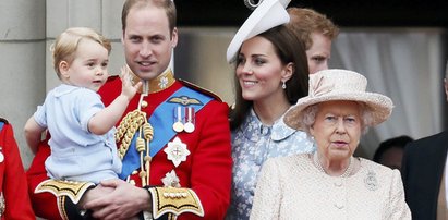 Kate, William i mały George na urodzinach królowej Elżbiety!