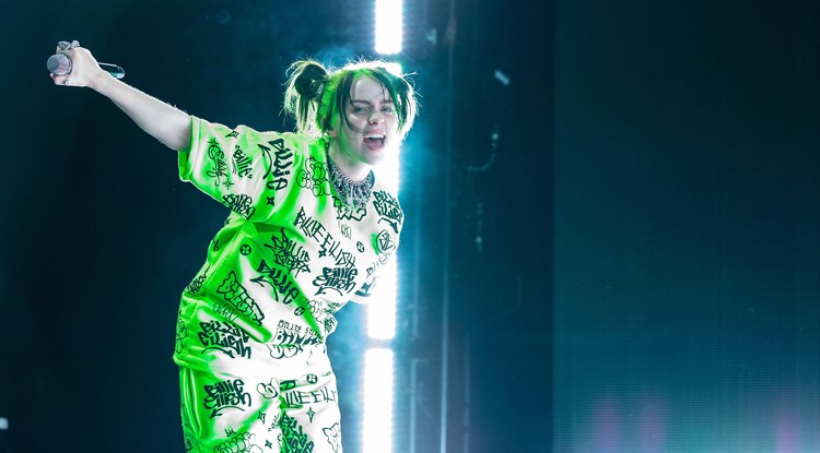 Kitálalt Billie Eilish: így használja ki a fiatal nőket a zeneipar