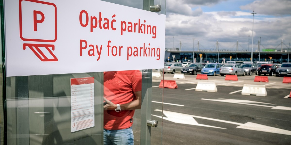 Nowe bramki wyjazdowe z parkingu na Lotnisku Katowice - Pyrzowice