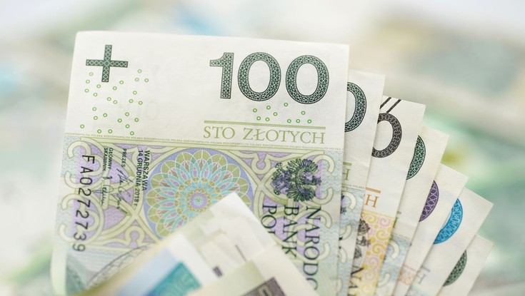 Konsumpcja napędza wzrost PKB: zarabiamy i kupujemy. Ale też sporo oszczędzamy
