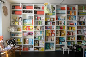 Antonina Kondrat pisze o kameralnych księgarniach oraz o lekturach dla kilkulatków i dla dorosłych - Kultura - Vimarsana News