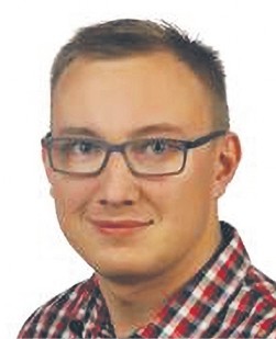 Damian Aptowicz, radca prawny, specjalista z zakresu prawa pomocy społecznej