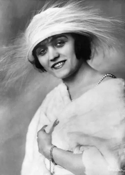 Pola Negri ciekawostki / ullstein bild Dtl. / GettyImages