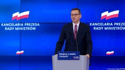 Zwolenników rządów PiS nieco więcej, niż przeciwników [SONDAŻ]