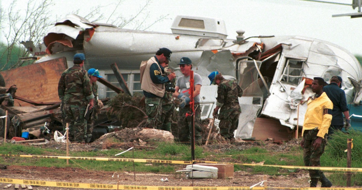 32 lata od oblężenia Waco. Ta historia wciąż dzieli Amerykę. "Służby popełniły fatalny błąd"