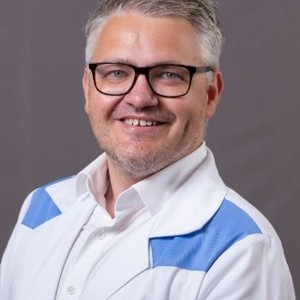 dr. Para Szabolcs