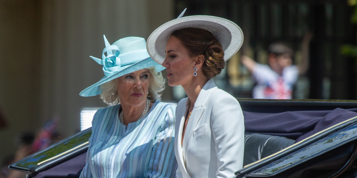 Księżna Kate i królowa Camilla.