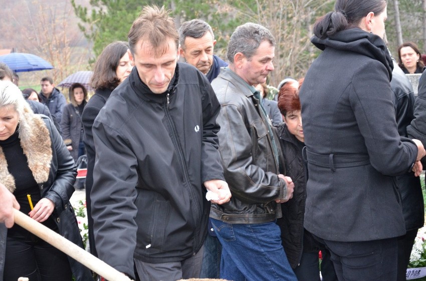 Poslednji oproštaj - Jelenin suprug Goran Dunović