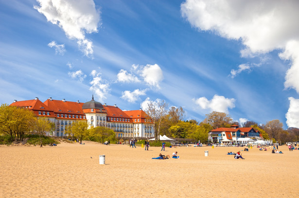 Koncert "Vivaldi contra Piazzolla". Zagrają "Cztery pory roku" na sopockiej plaży