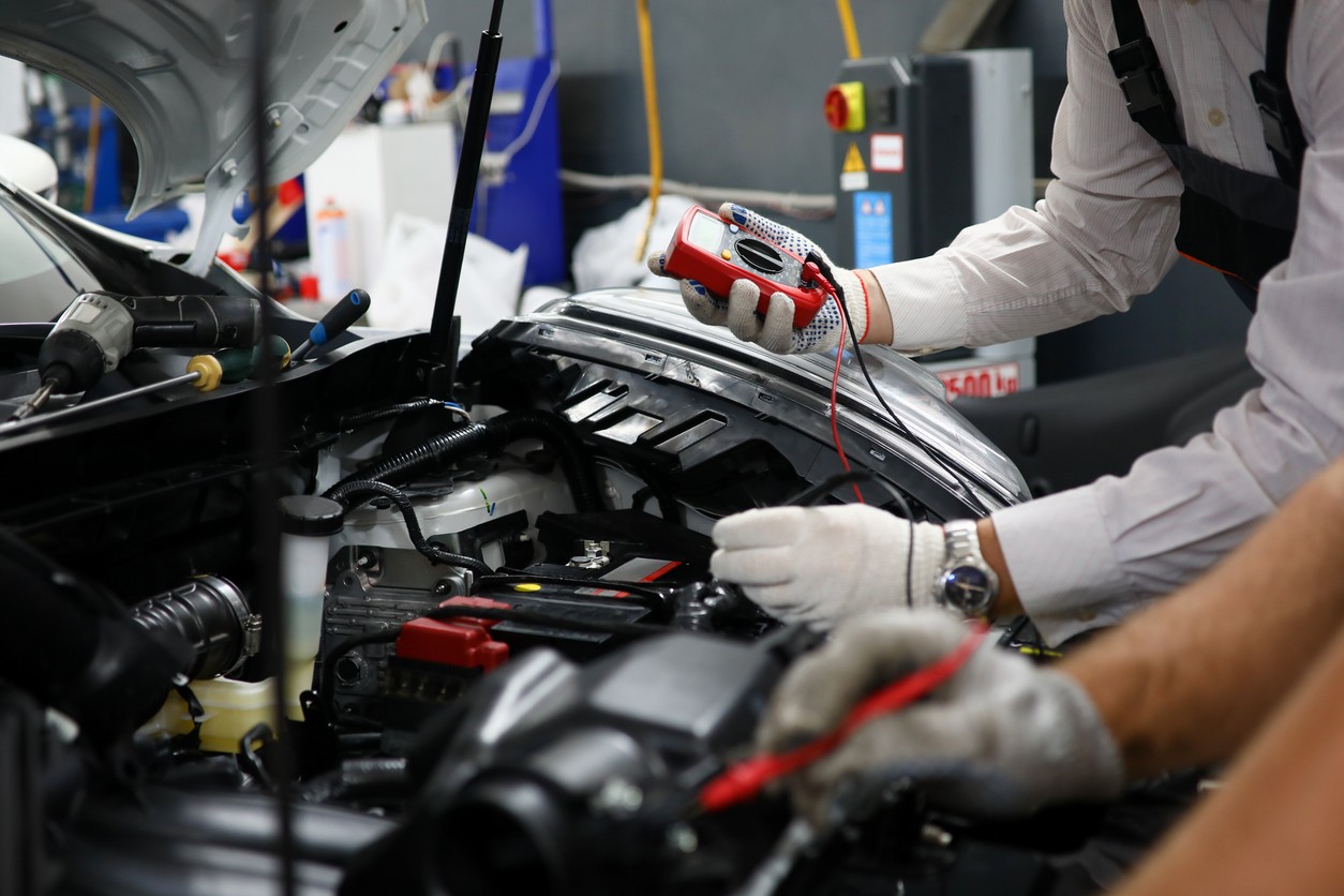 Holandsko prebralo kontrolu nad firmou Nexperia, čo vyvolalo zákaz exportu čipov zo strany Číny a ohrozuje európske automobilky.