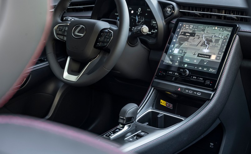 Lexus LBX