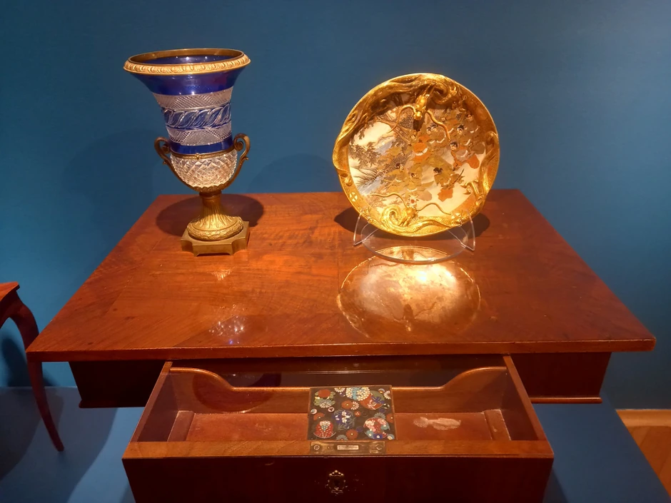 Ima nečeg nedokučivog u sadržaju praznih fioka