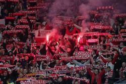 Anglicy przed Euro 2024 straszą polskimi kibolami. "Są najbrutalniejsi na świecie"