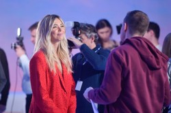 Sandra Kubicka zdradziła, jak ogląda się jej program. "Chodziłam i robiłam sondę..."